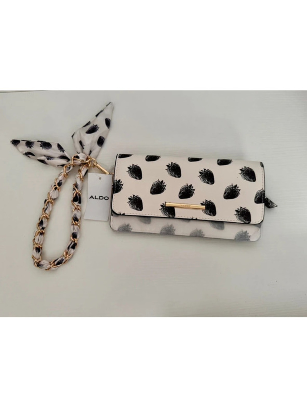 Nwt ALDO Strawberry Print Wallet Clutch Scarf Chain Wristlet